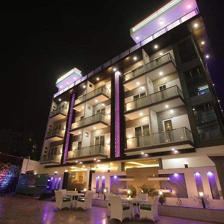 Twin Towers Greater Noida Exterior foto