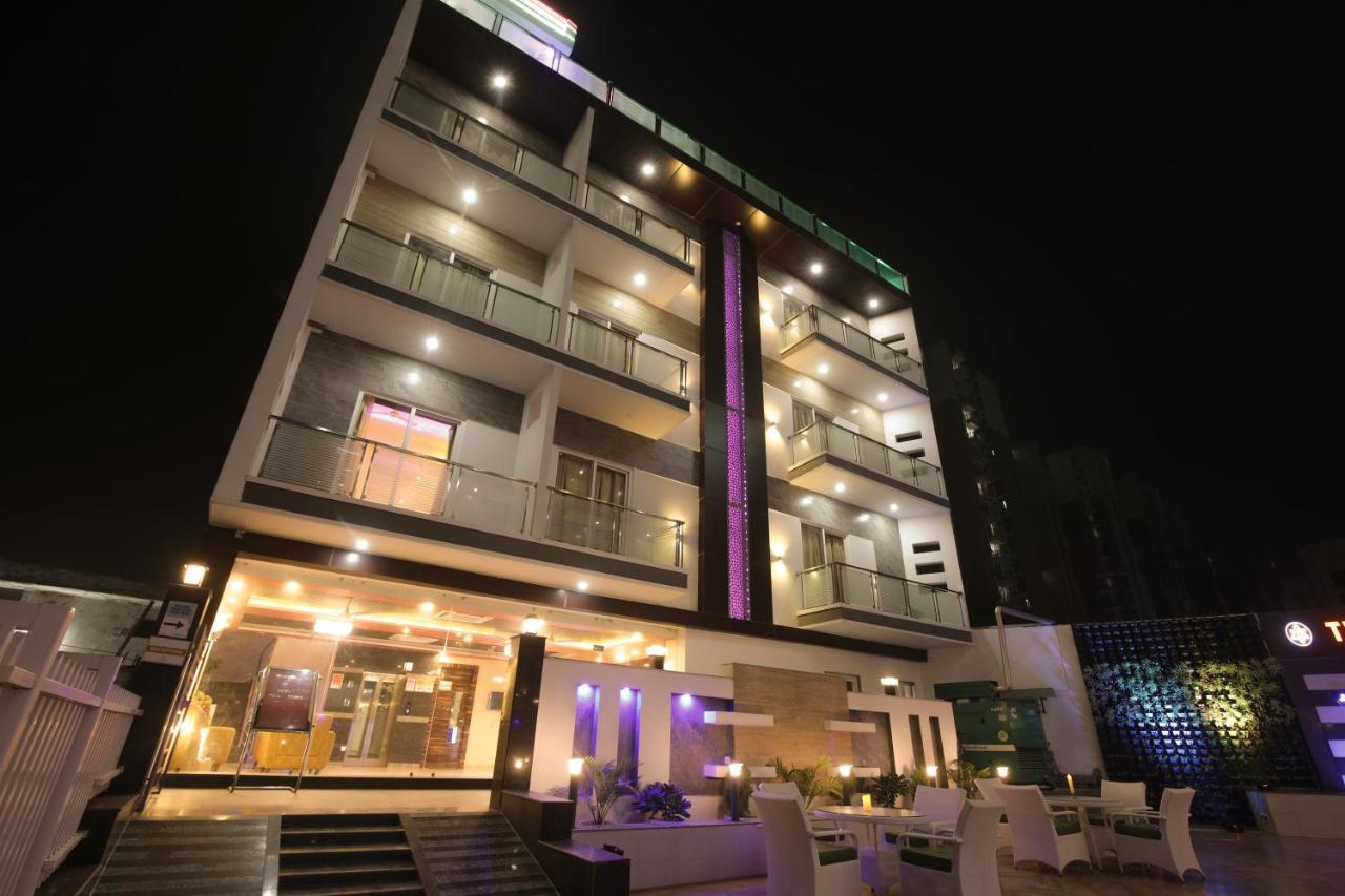 Twin Towers Greater Noida Exterior foto