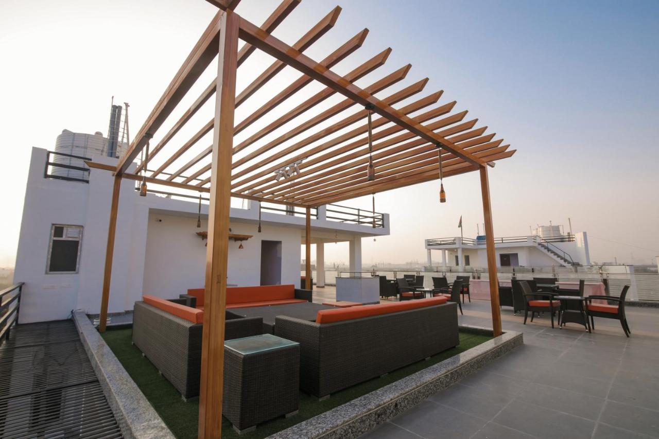 Twin Towers Greater Noida Exterior foto