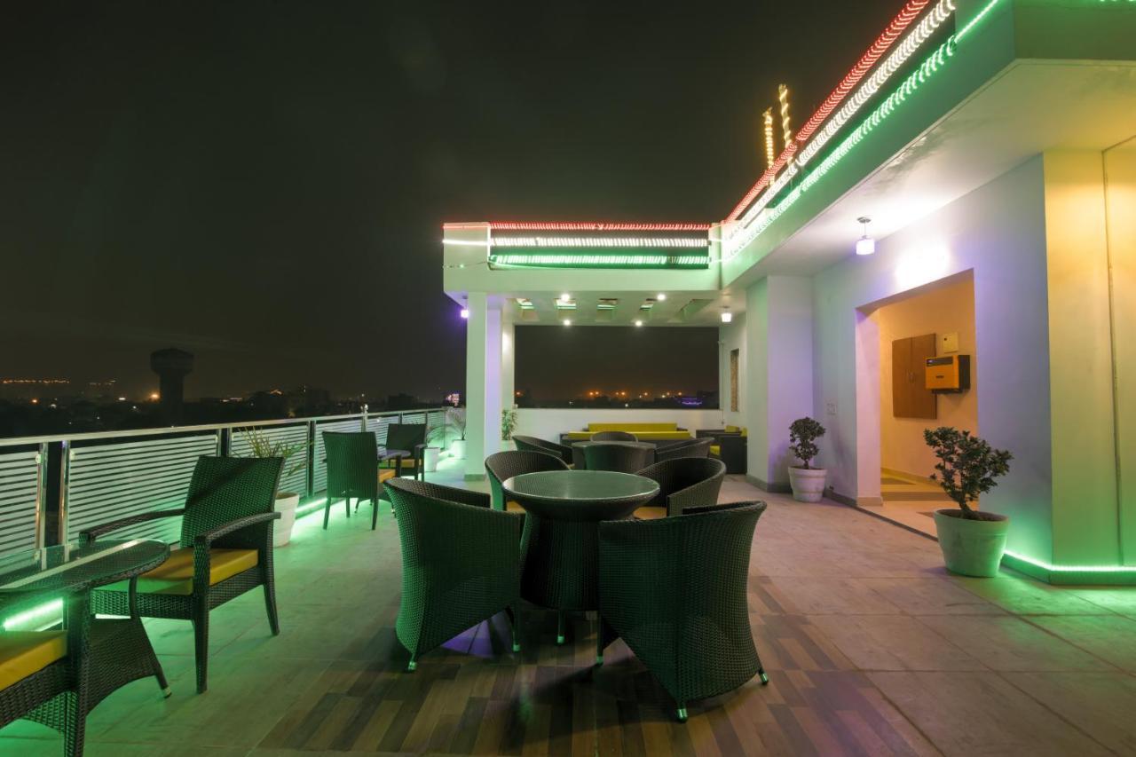 Twin Towers Greater Noida Exterior foto