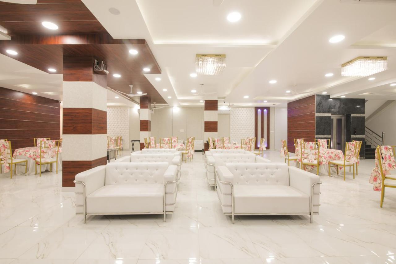 Twin Towers Greater Noida Exterior foto