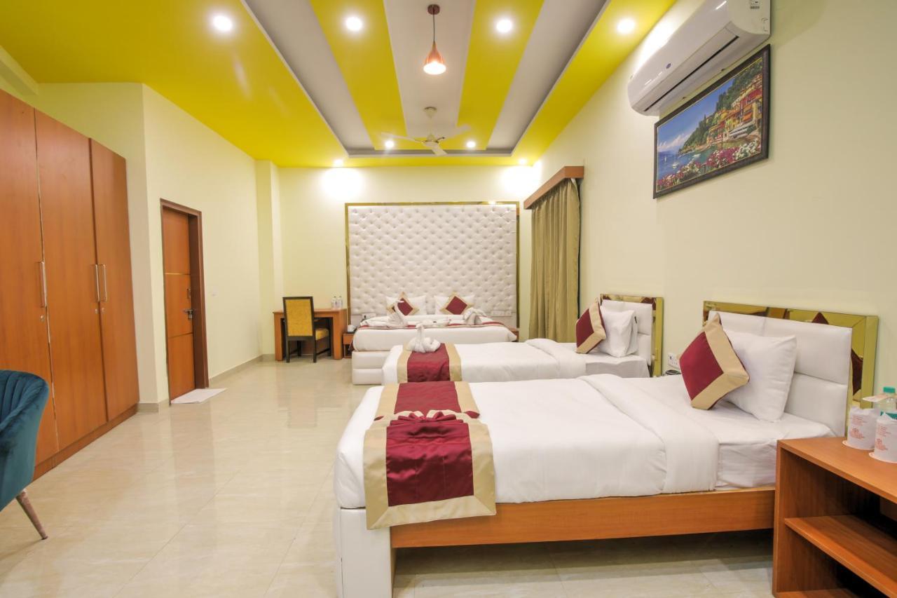 Twin Towers Greater Noida Exterior foto
